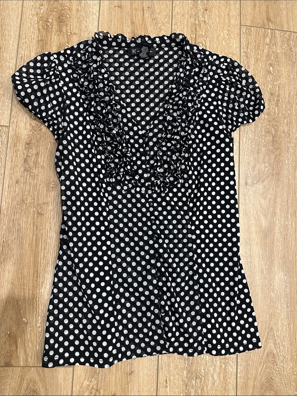 Inc Black White Polka Dot short Sleeve Blouse with Ruffles & Mock Buttons Size M
